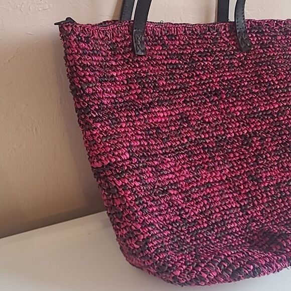 Pink and Black Woven Tote Bag Leather Handles Zip Closure - Picture 8 of 13